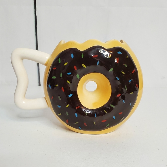 *SOLD* Big Mouth Ceramic Donut Shaped Coffee Novelty Mug - Picture 2 of 11